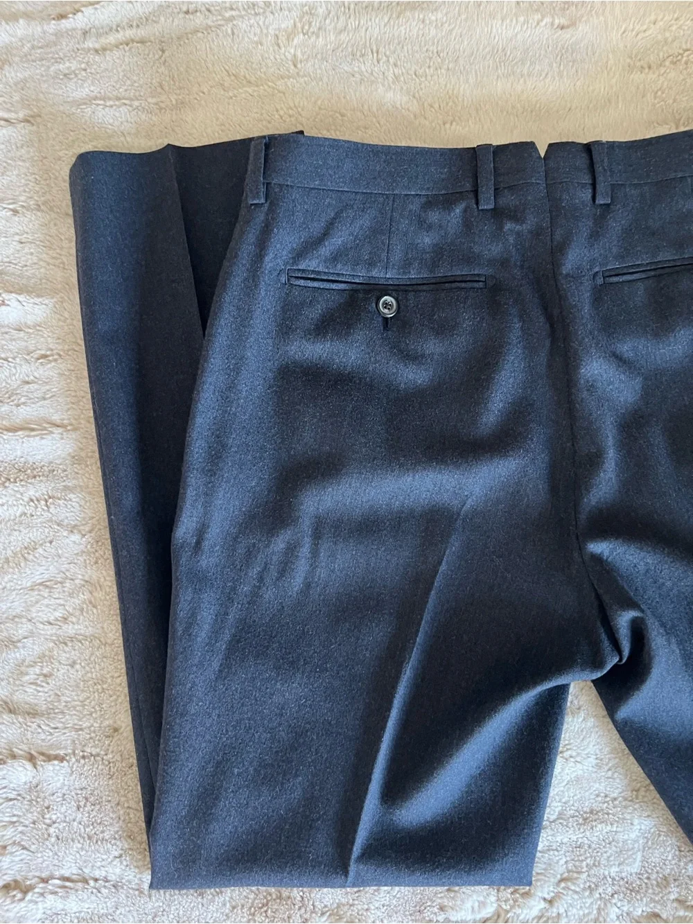 Banana Republic Italian Wool Suite - Jacket 42S & Pants 32x30, Taylored Slim Fit
